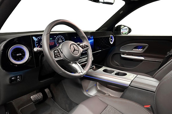 Mercedes-Benz GLB250+ 7 of 20