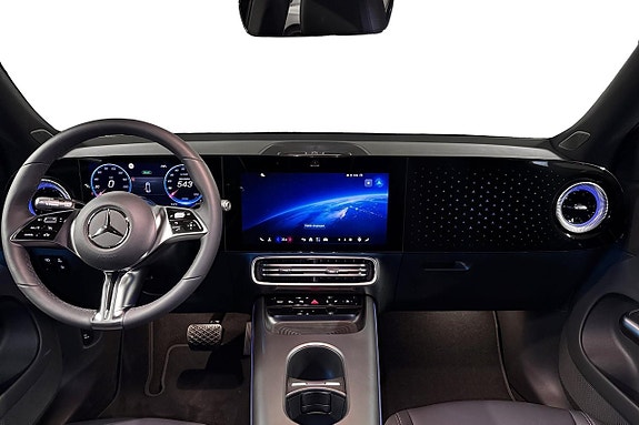 Mercedes-Benz GLB250+ 9 of 20
