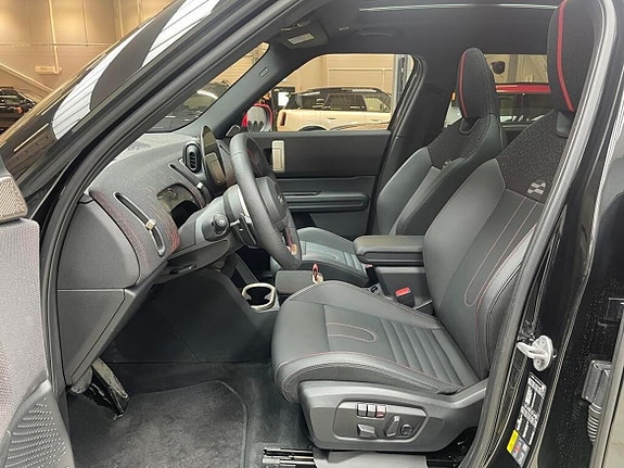 MINI Countryman SE 6 of 15