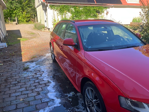 Audi A4 3 of 7