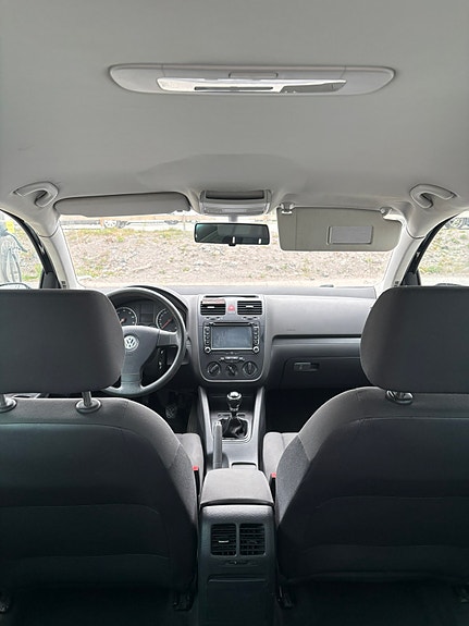 Volkswagen Golf V 4 of 6