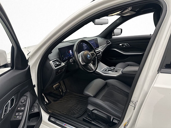 BMW 330e 8 of 30