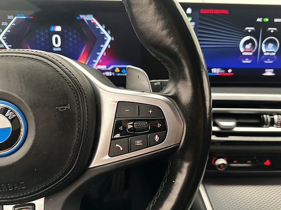 BMW 330e 17 of 30