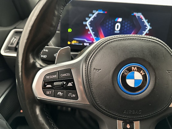 BMW 330e 16 of 30