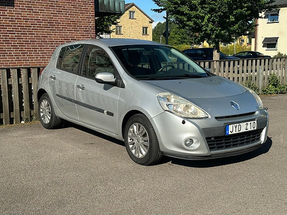 Renault Clio 4 of 15