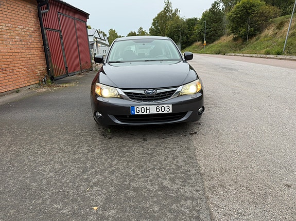 Subaru Impreza 2 of 7