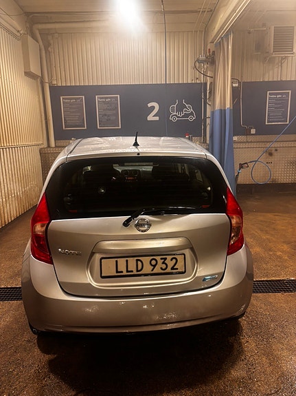 Nissan Note 8 of 11