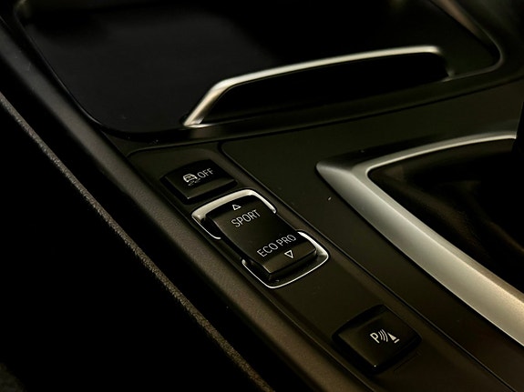 BMW 330d 21 of 27