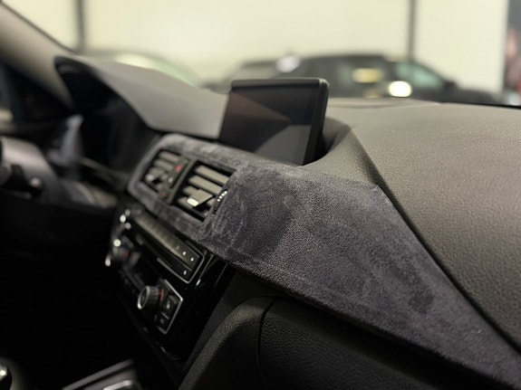 BMW 330d 25 of 27
