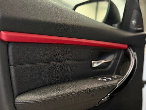 BMW 330d 14 of 27