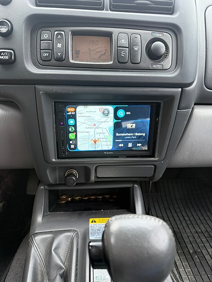 Mitsubishi Pajero Sport 4 of 10