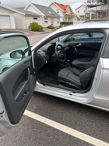 Audi A1 4 of 5