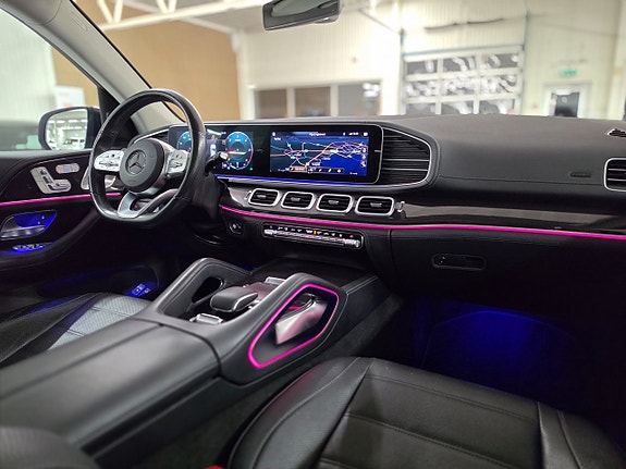 Mercedes-Benz GLS400 d 13 of 30