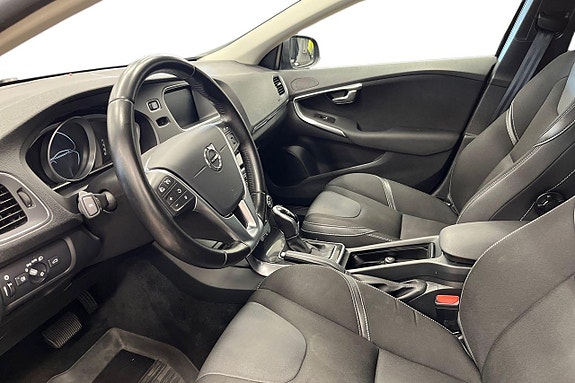 Volvo V40 13 of 25