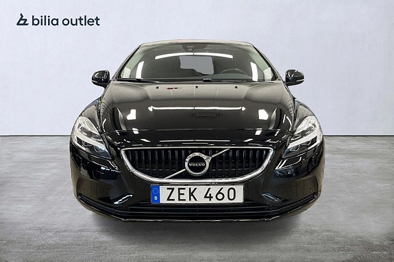 Volvo V40 10 of 25