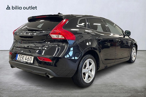 Volvo V40 7 of 25
