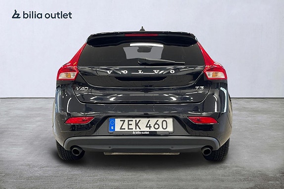 Volvo V40 6 of 25