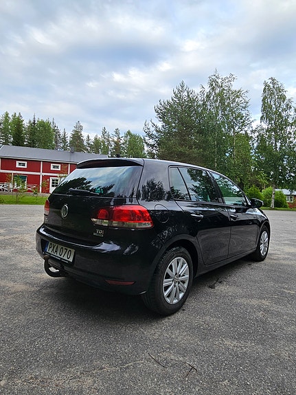 Volkswagen Golf VI 5 of 8