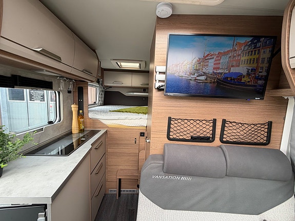 Knaus *5.89m*Automat*4-bäddar*Dieselvärme*2XSolceller*Taksäng*Lithium 20 of 28