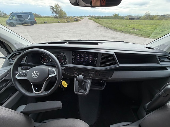 Knaus *5.89m*Automat*4-bäddar*Dieselvärme*2XSolceller*Taksäng*Lithium 19 of 28