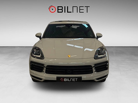 Porsche Cayenne 7 of 25