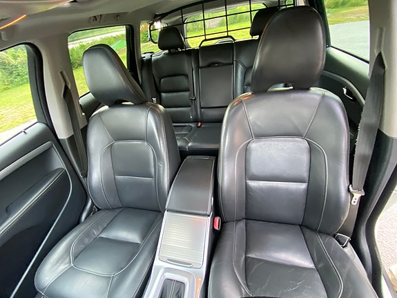 Volvo XC70 15 of 15