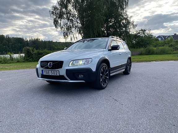 Volvo XC70 5 of 15