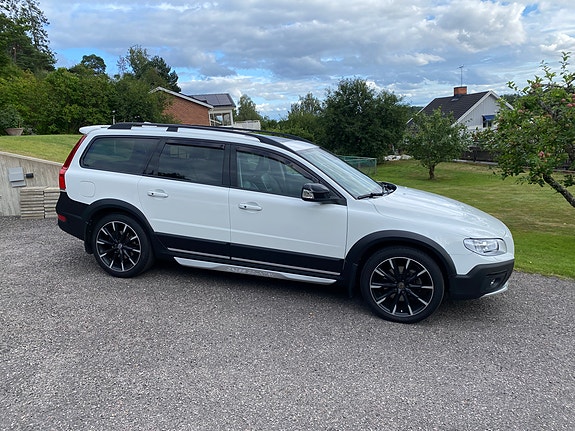 Volvo XC70 3 of 15