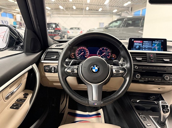 BMW 320d 15 of 25