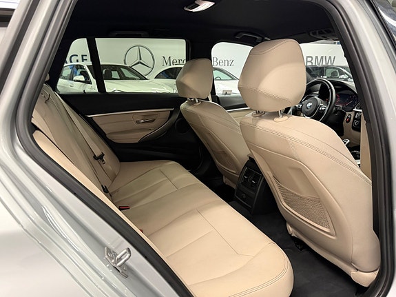 BMW 320d 12 of 25