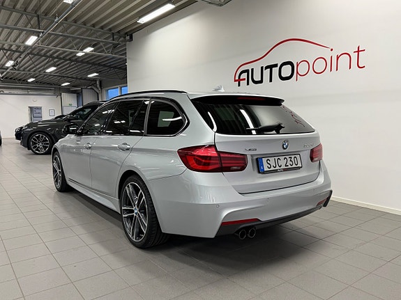 BMW 320d 4 of 25