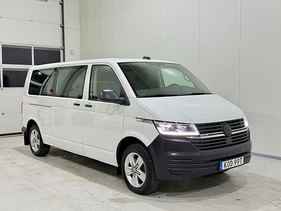 Volkswagen Caravelle 7 of 18