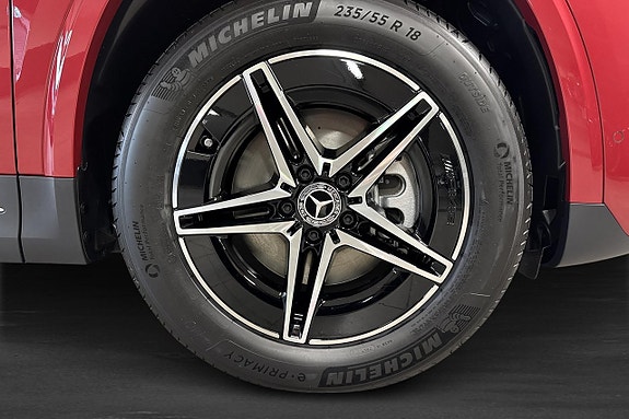 Mercedes-Benz EQA300 5 of 12