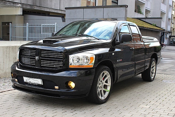 Dodge RAM SRT-10 13 of 30