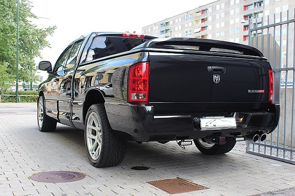 Dodge RAM SRT-10 18 of 30