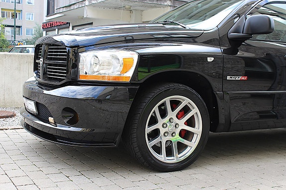 Dodge RAM SRT-10 14 of 30