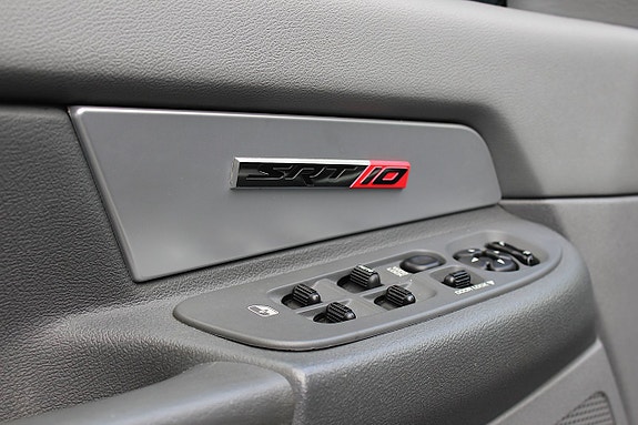 Dodge RAM SRT-10 24 of 30