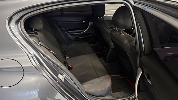 BMW 118d 14 of 26
