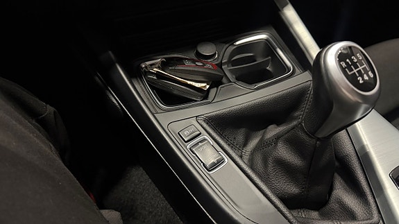 BMW 118d 19 of 26