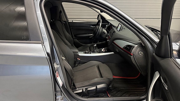 BMW 118d 15 of 26