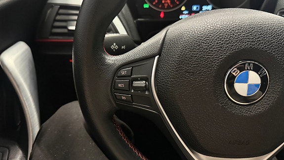 BMW 118d 24 of 26