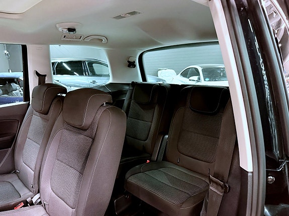 Volkswagen Sharan 14 of 17
