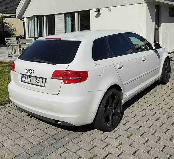 Audi A3 4 of 6