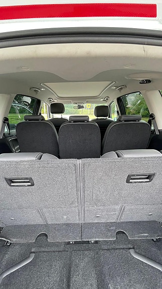 Ford S-MAX 4 of 5