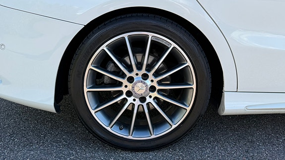 Mercedes-Benz CLA200 26 of 26