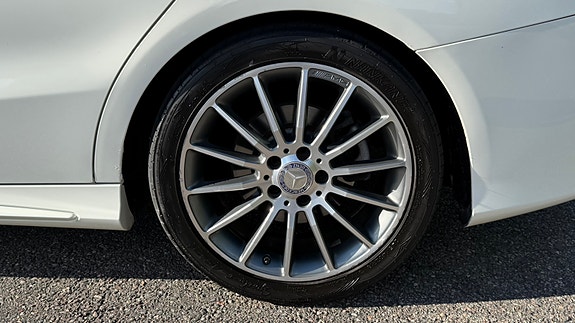Mercedes-Benz CLA200 24 of 26