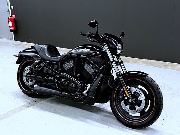 Harley-Davidson VRSCDX Night Rod Special V-Rod 9 of 9