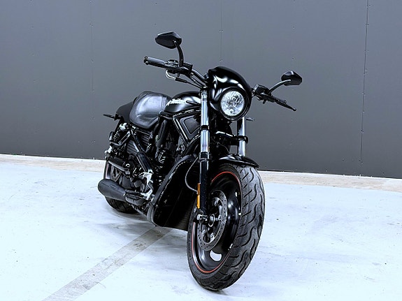 Harley-Davidson VRSCDX Night Rod Special V-Rod 8 of 9