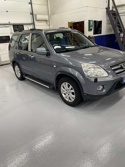 Honda CR-V 3 of 7