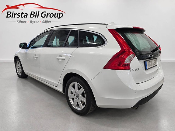 Volvo V60 5 of 11